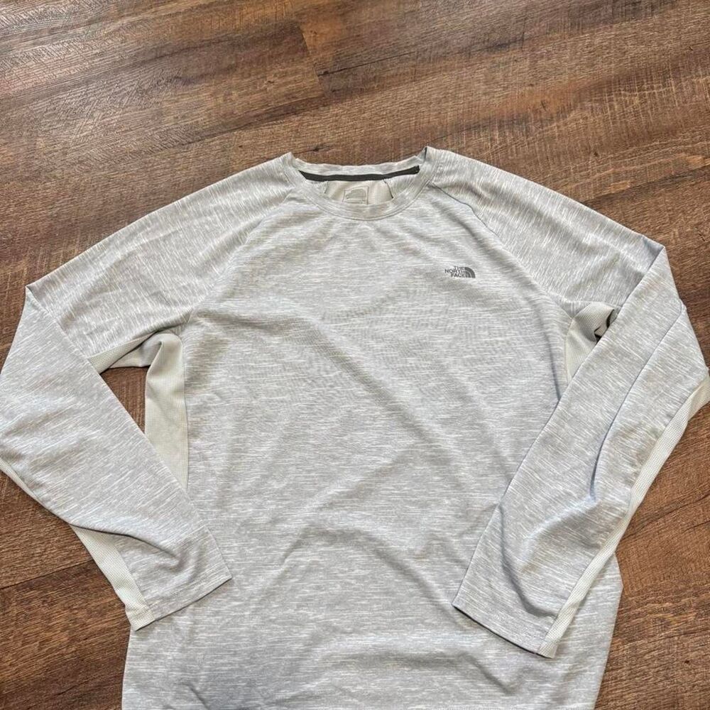 The North Face long sleeve crewneck performance shirt (heather gray)